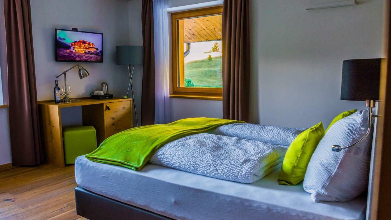 Sport Hotel Ливиньо Экстерьер фото